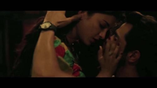 Sexy Desi girl shruti kisses xxx web series clip